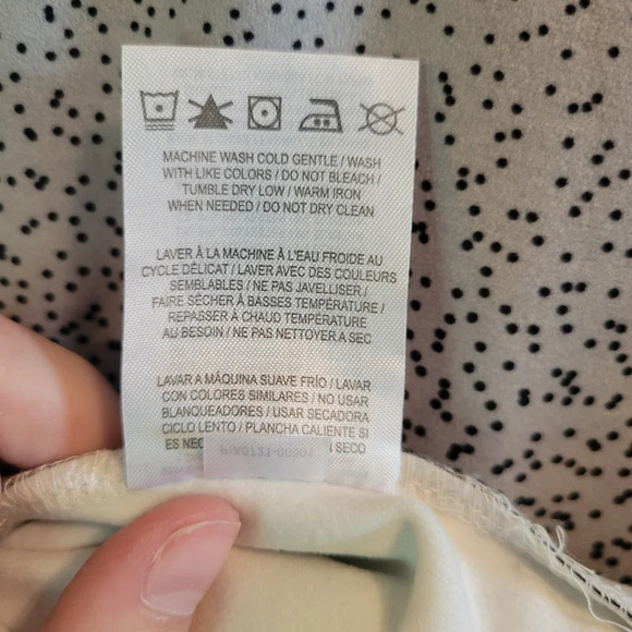 NFL Team Apparel Raiders Pull Over Sweater - Picture 7 of 7